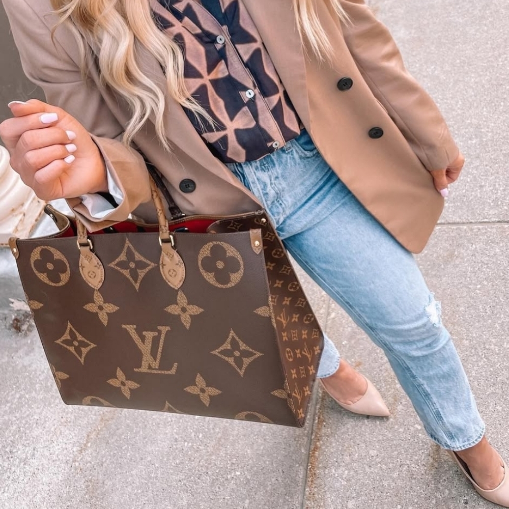 Like New!!! NWT! Louis Vuitton OnTheGo LV Reverse Canvas GIANT Monogram GM - Picture 8 of 16